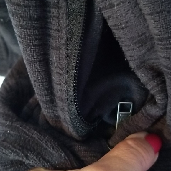 Warm turtleneck zippered sweater sz s - Picture 4 of 5